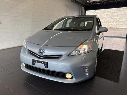 2012 Toyota Prius v Five