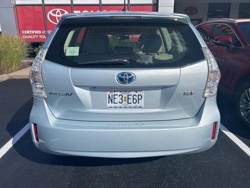 2012 Toyota Prius v Two