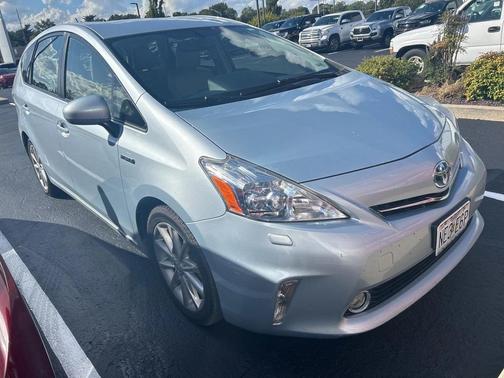 2012 Toyota Prius v Two