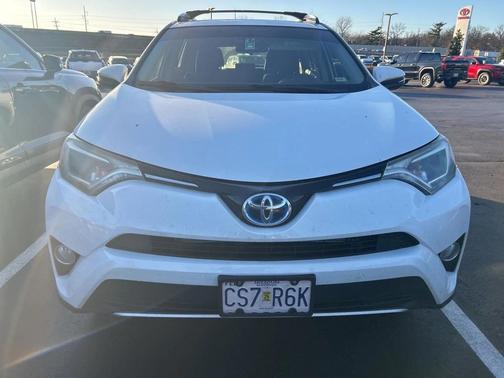 2016 Toyota RAV4 Hybrid XLE
