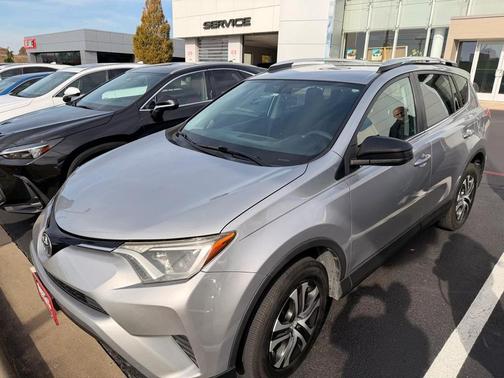 2016 Toyota RAV4 LE