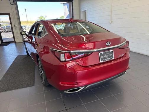 2025 Lexus ES 350 Base