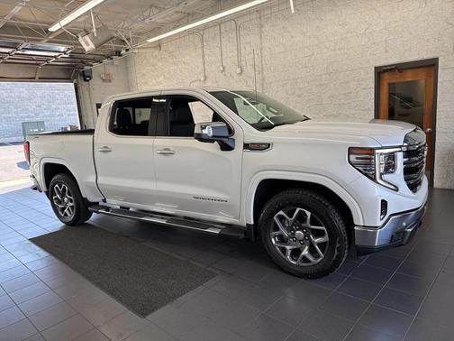 2022 GMC Sierra 1500 SLT
