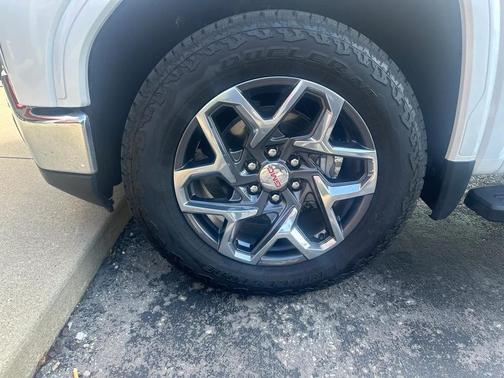 2022 GMC Sierra 1500 SLT