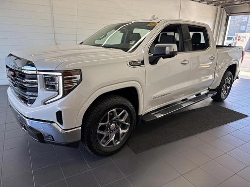 2022 GMC Sierra 1500 SLT