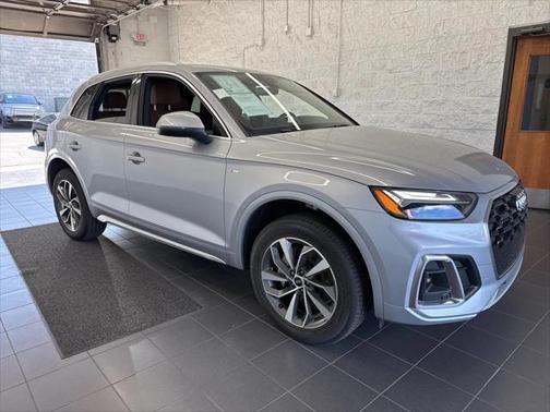 2025 Audi Q5 45 S line Premium