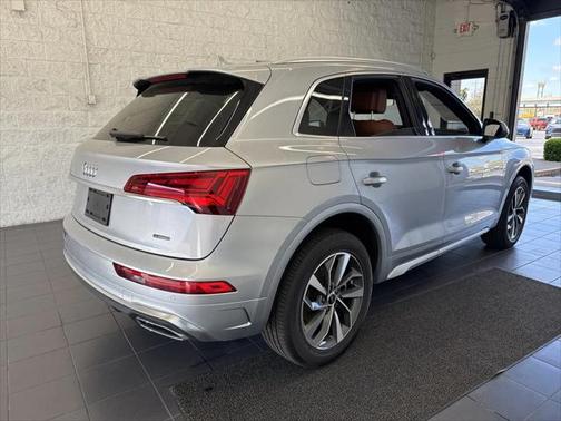 2025 Audi Q5 45 S line Premium