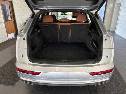 2025 Audi Q5 45 S line Premium
