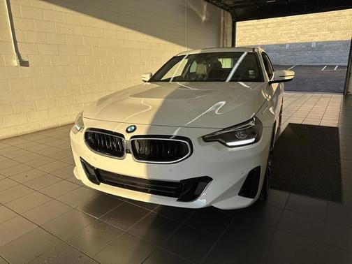 2025 BMW 230 xDrive