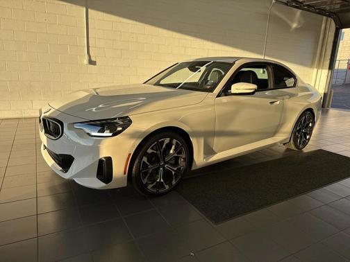 2025 BMW 230 xDrive