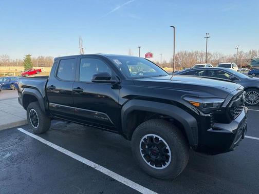 2024 Toyota Tacoma TRD Off-Road