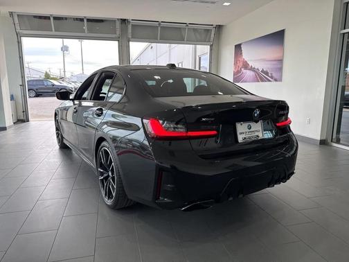 2025 BMW M340 xDrive