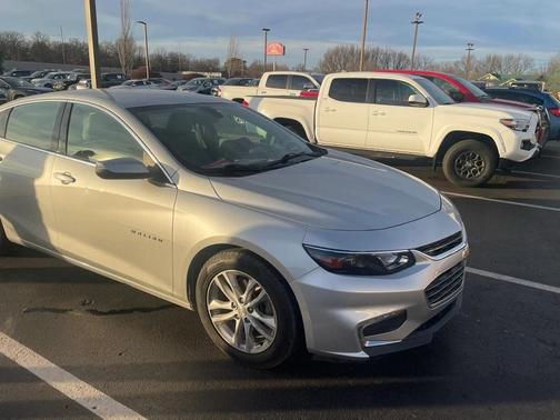 2017 Chevrolet Malibu 1LT