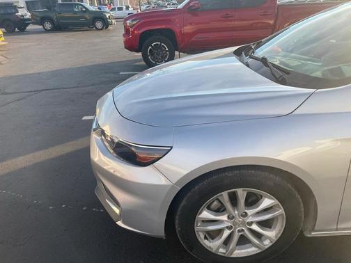 2017 Chevrolet Malibu 1LT