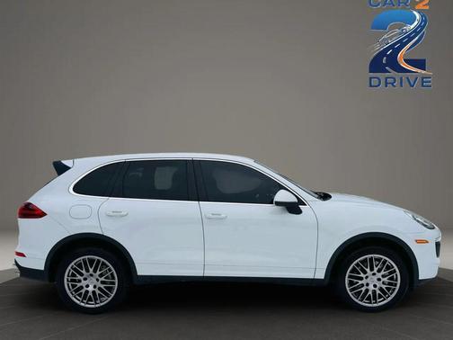 2015 Porsche Cayenne Cayenne