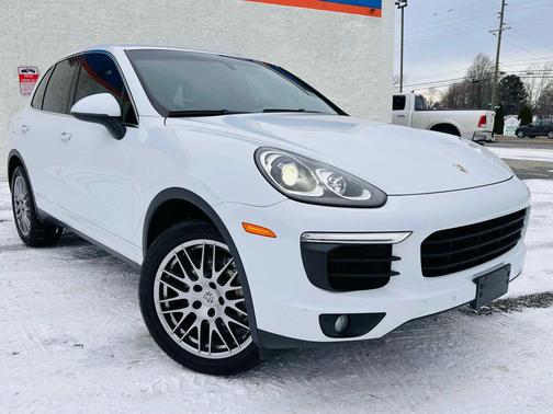 2015 Porsche Cayenne Cayenne