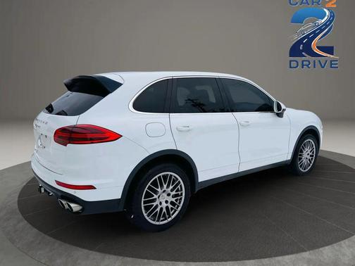 2015 Porsche Cayenne Cayenne