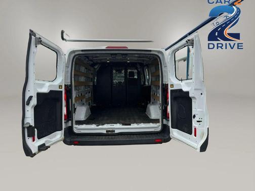 Oxford White 2017 Ford Transit-250 Base