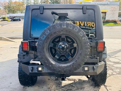 2012 Jeep Wrangler Unlimited Sahara