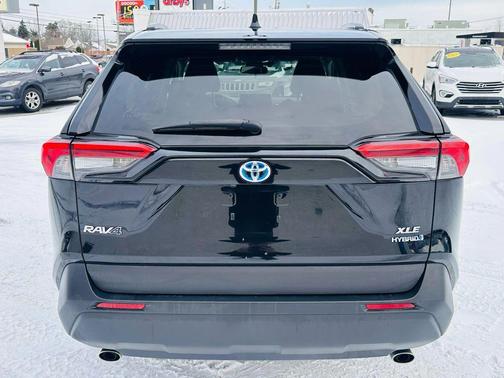2020 Toyota RAV4 XLE