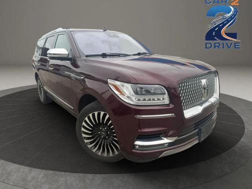 Burgundy 2018 Lincoln Navigator Black Label