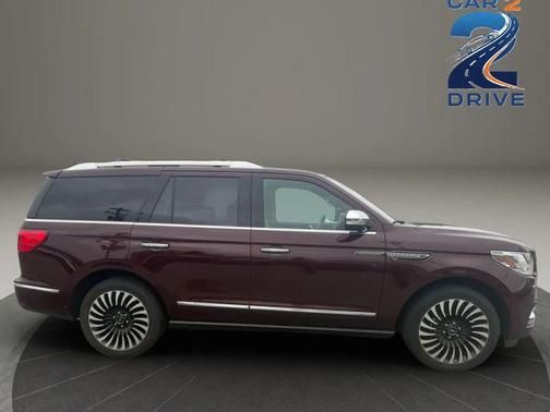 Burgundy 2018 Lincoln Navigator Black Label
