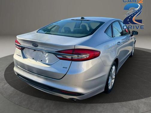 Ingot Silver Metallic 2018 Ford Fusion SE