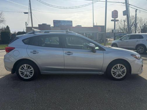 2017 Subaru Impreza 2.0i Premium