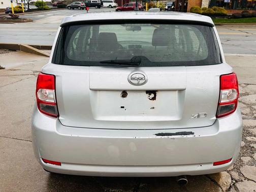 2010 Scion xD Hatchback 4D