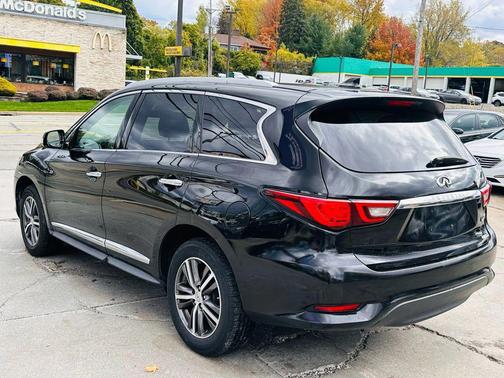 2018 INFINITI QX60 Base