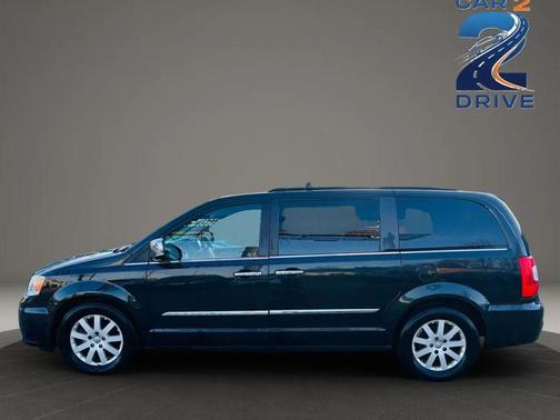 2012 Chrysler Town & Country Touring-L