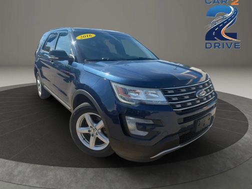 Blue Jeans Metallic 2016 Ford Explorer XLT