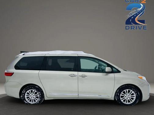 2015 Toyota Sienna XLE