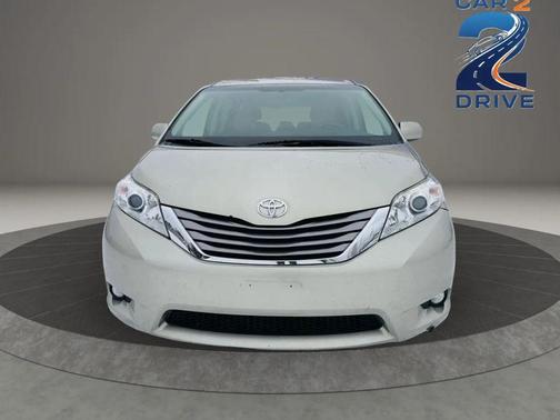 2015 Toyota Sienna XLE