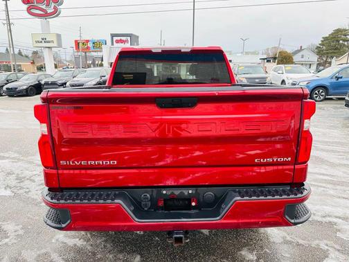 2021 Chevrolet Silverado 1500 Custom