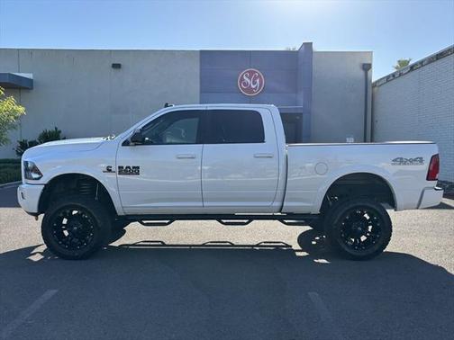 2017 RAM 2500 Big Horn Crew Cab 4x4 6'4' Box