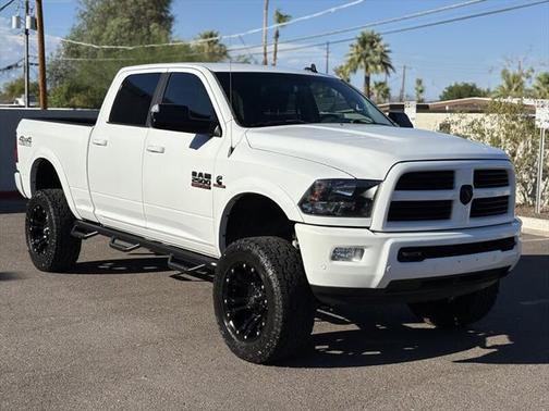 2017 RAM 2500 Big Horn Crew Cab 4x4 6'4' Box