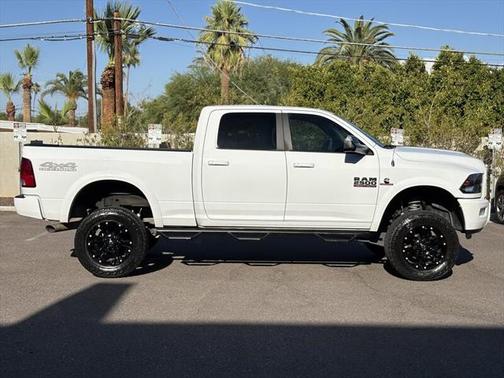 2017 RAM 2500 Big Horn Crew Cab 4x4 6'4' Box