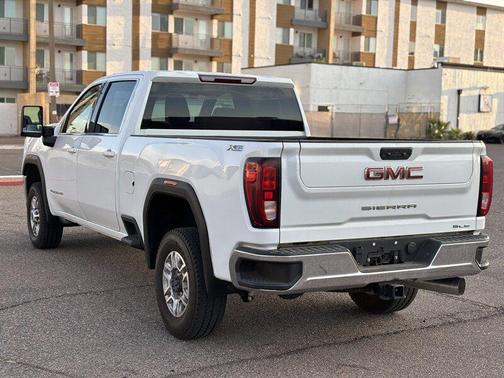 2022 GMC Sierra 2500 SLE