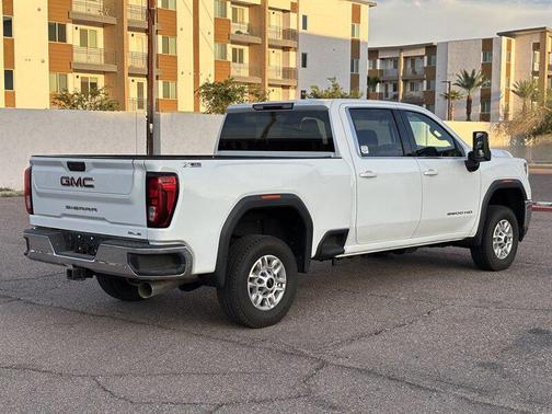 2022 GMC Sierra 2500 SLE