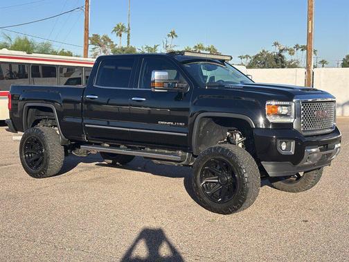 2017 GMC Sierra 2500 Denali