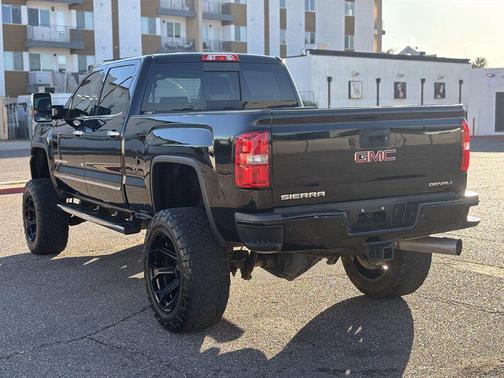 2017 GMC Sierra 2500 Denali