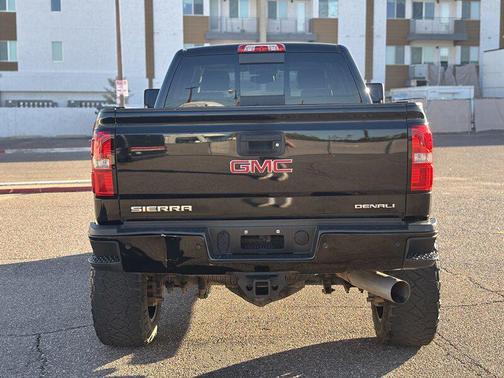 2017 GMC Sierra 2500 Denali