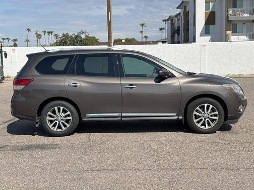 2015 Nissan Pathfinder SL