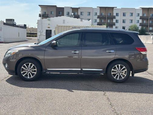 2015 Nissan Pathfinder SL