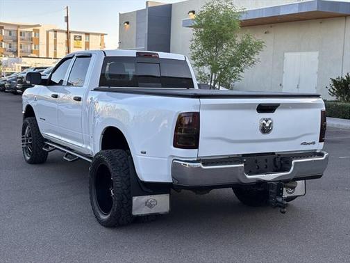2020 RAM 3500 Tradesman Crew Cab 4x4 8' Box