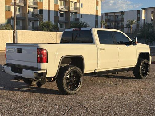2015 GMC Sierra 2500 Denali