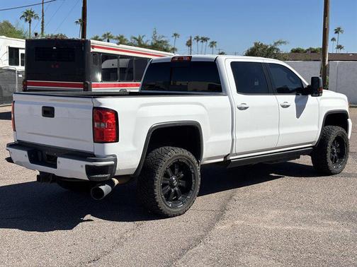 2015 GMC Sierra 2500 Denali