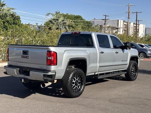 2017 GMC Sierra 2500 Denali