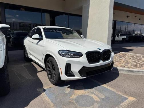2022 BMW X4 xDrive30i